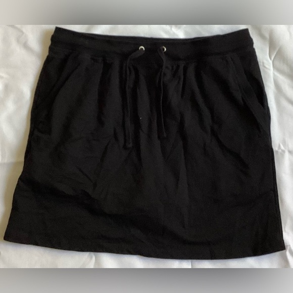 in style Pants - In Style Black cotton skort, large. Good condition